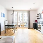 Rent Like - Krucza 46 Varšava
