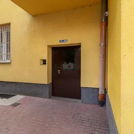 Rent Like - Krucza 46 Szálloda