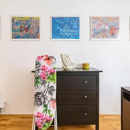 Rent Like - Krucza 46 *