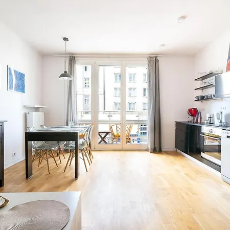 Rent Like - Krucza 46 Varsó