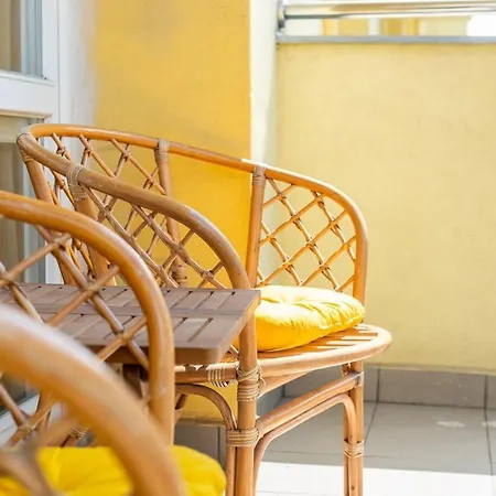 Rent Like - Krucza 46 * Warsaw